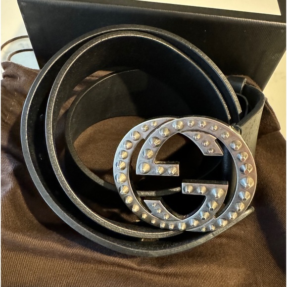 Authentic Gucci belt with studded buckle size 95 or 38 in - Picture 2 of 6